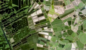 142 EGYPT_SUEZ_CANAL_99_GE